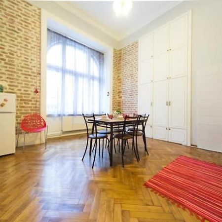 Apartment On Tabidze 3/5 Тбілісі Екстер'єр фото