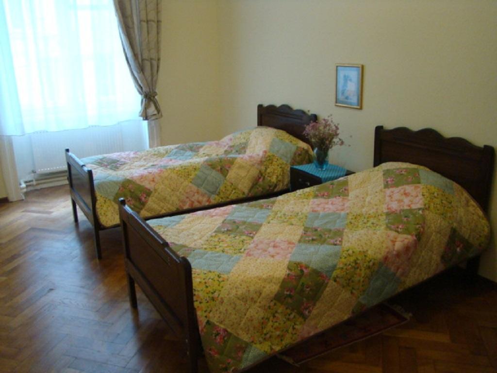 Apartment On Tabidze 3/5 Тбілісі Екстер'єр фото